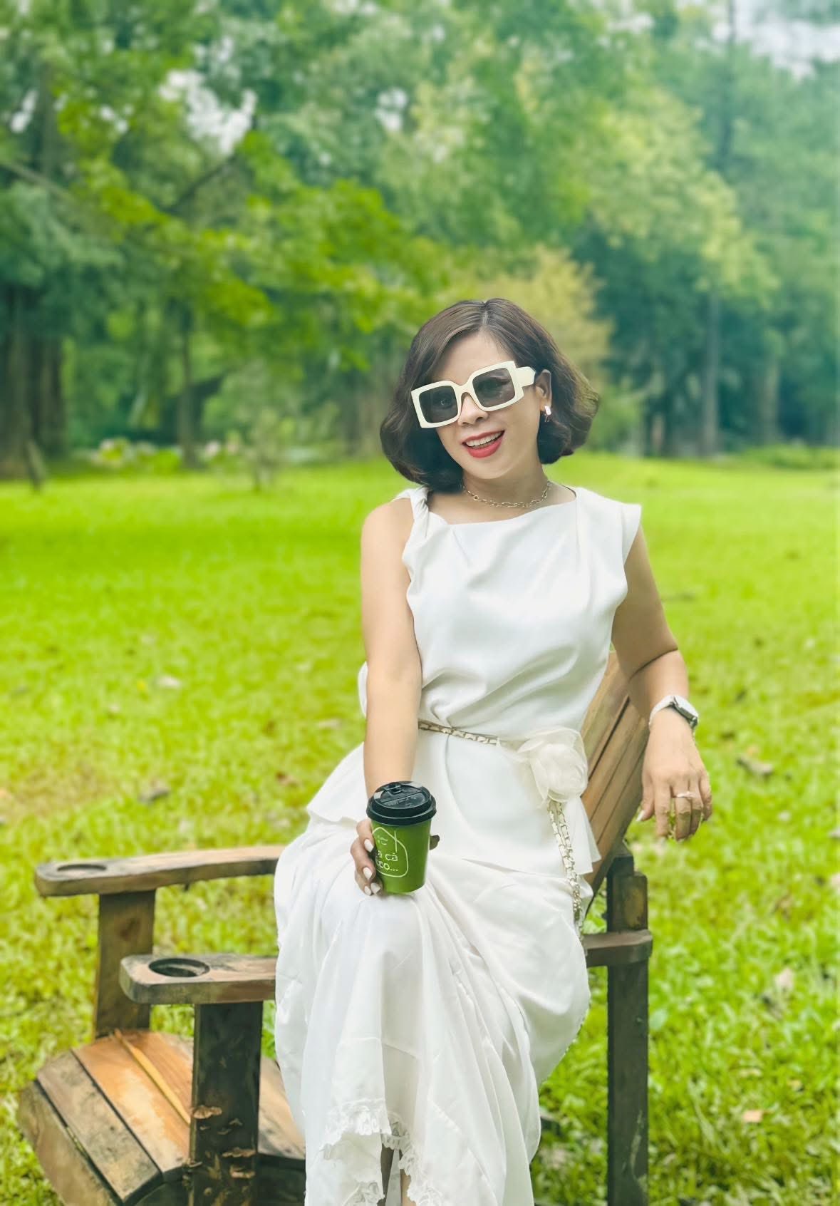 Mrs.Hồng Điệp
